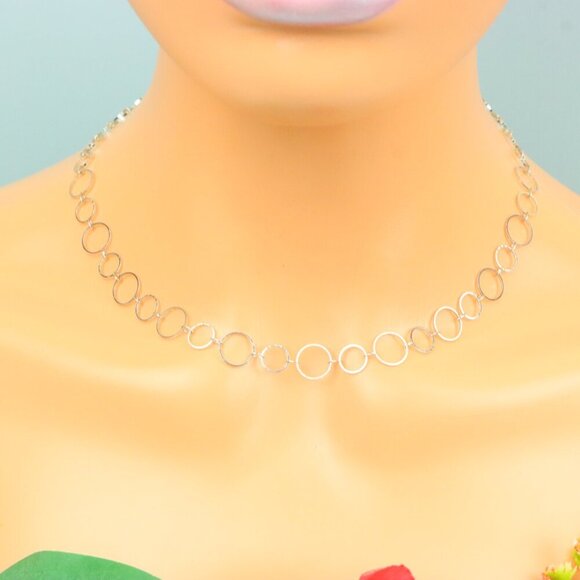 Delicate & Contemporary Necklace Chain, A Lovely Choice for Women, EVCH1615 - Picture 7 of 10